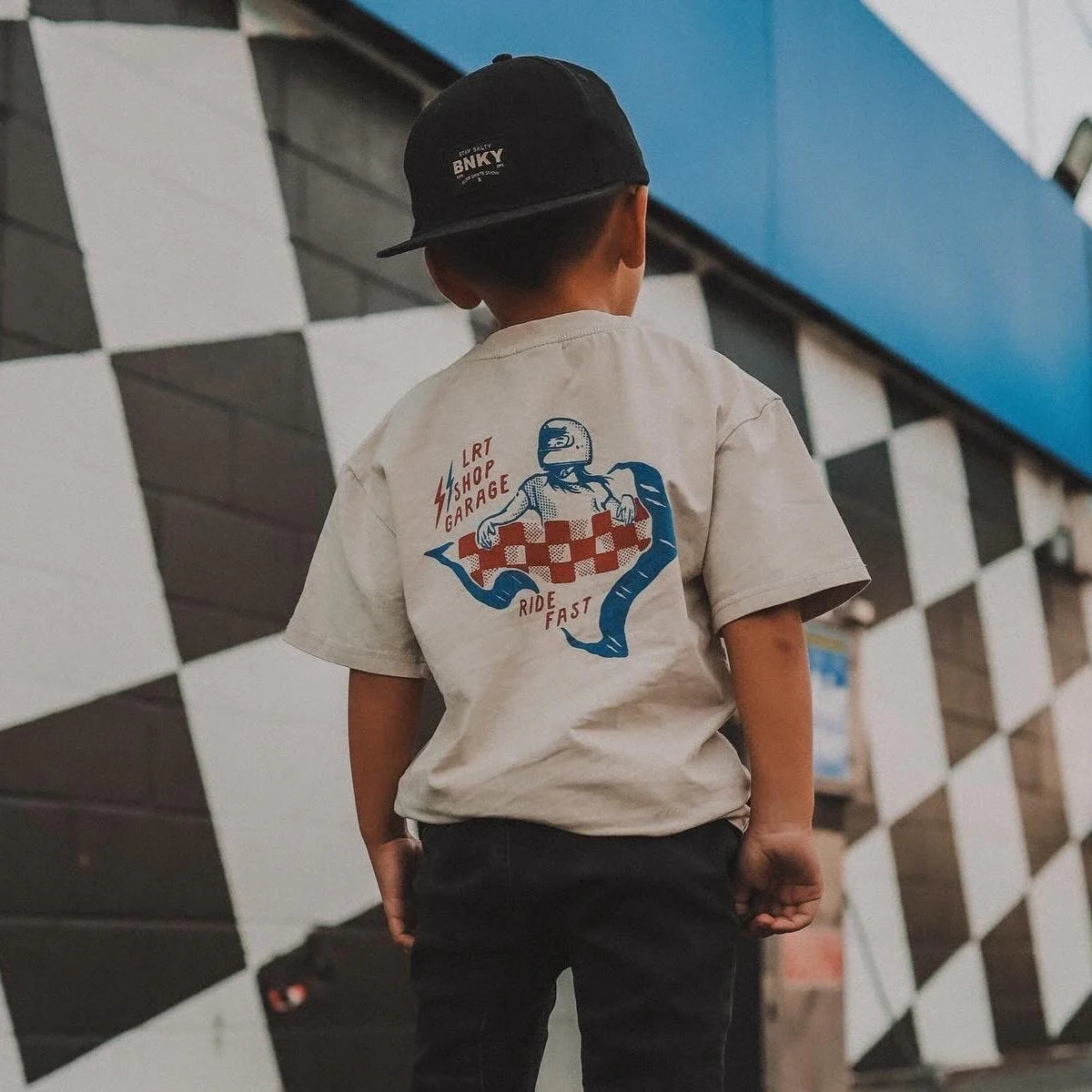 SHOP GARAGE CREAM TEE (5T)