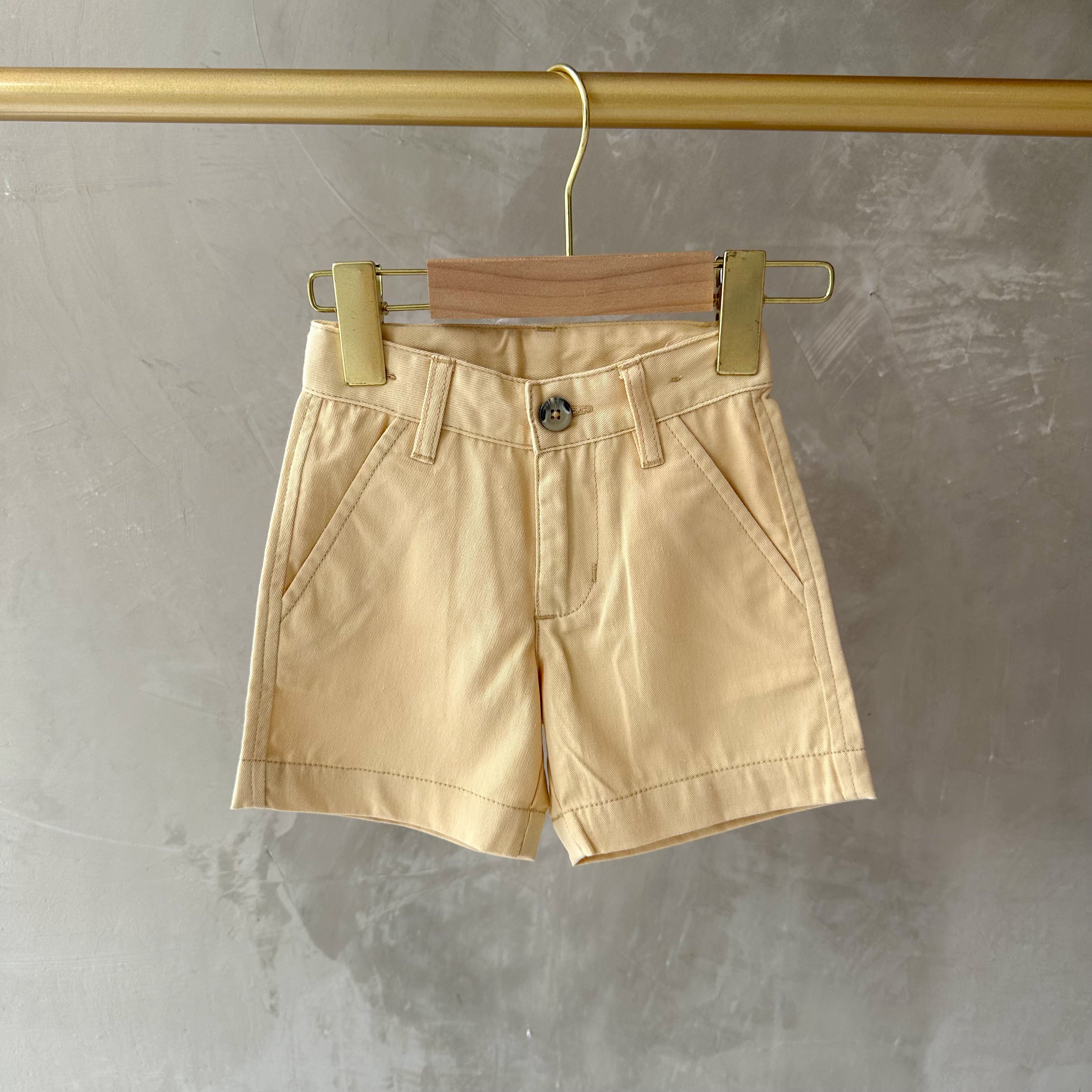 SUNNY CHINO SHORTS